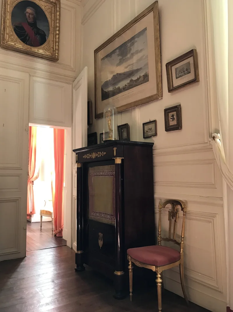 Restauration de mobilier · Fabrication