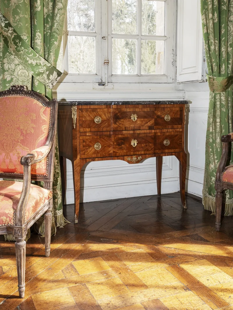 Restauration de mobilier · Fabrication