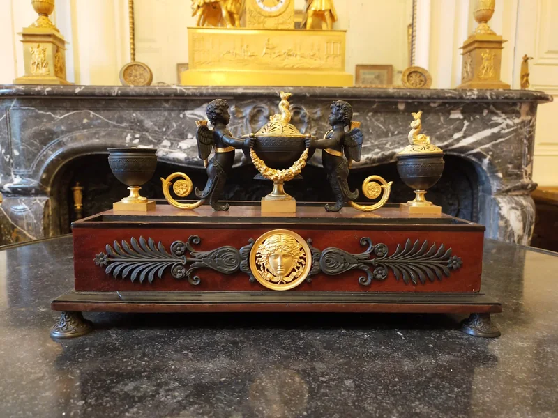 Restauration de mobilier · Fabrication